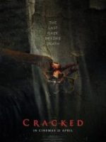 Vết Nứt: Âm Hồn Trong Tranh