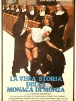 Đằng sau cổng tu viện